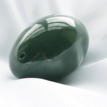 Load image into Gallery viewer, NEPHRITE JADE EGG
